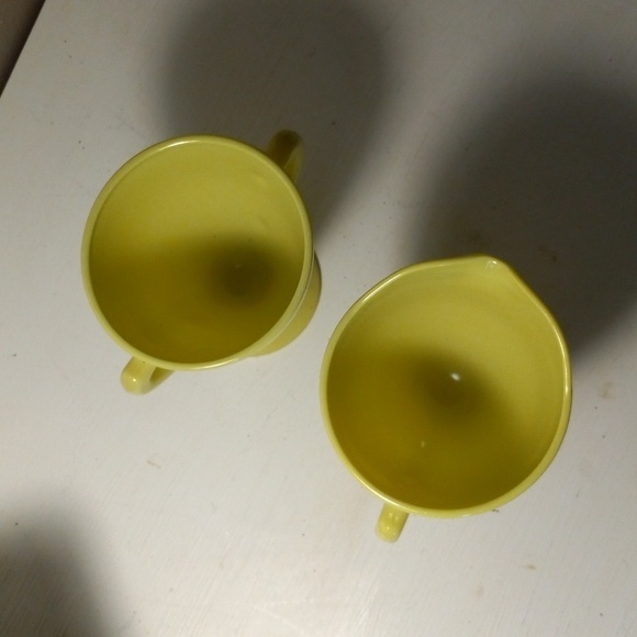 Vintage 1960s Hazel Atlas Chartreuse Ovide yellow creamer sugar set coffee bar - Picture 2 of 3